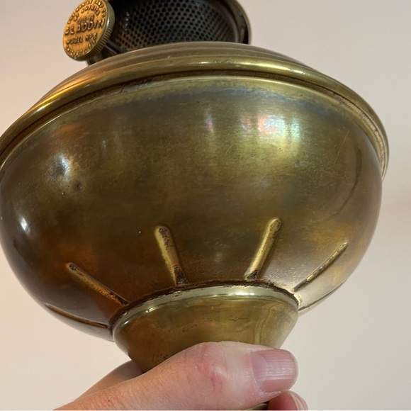 Aladdin Brass Kerosene Lamp 1919-1920 Beautiful!!!  Antique - Picture 9 of 10